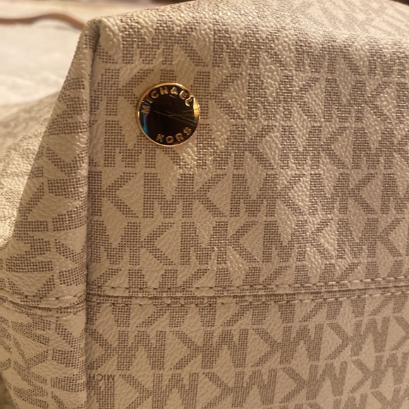 Michael Kors Shoulder/Crossbody 14”x13x6” - Picture 3 of 10